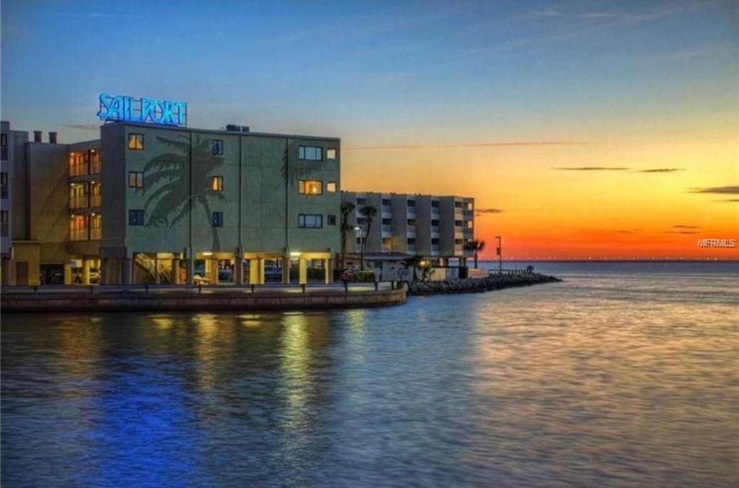 The Kondo Tiki Tampa Exterior photo